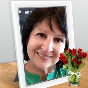 Meet your Posher, Deborah